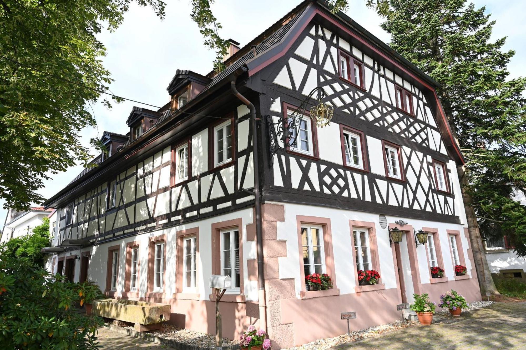 Boutique-Hotel Krone 덴즐린겐 외부 사진