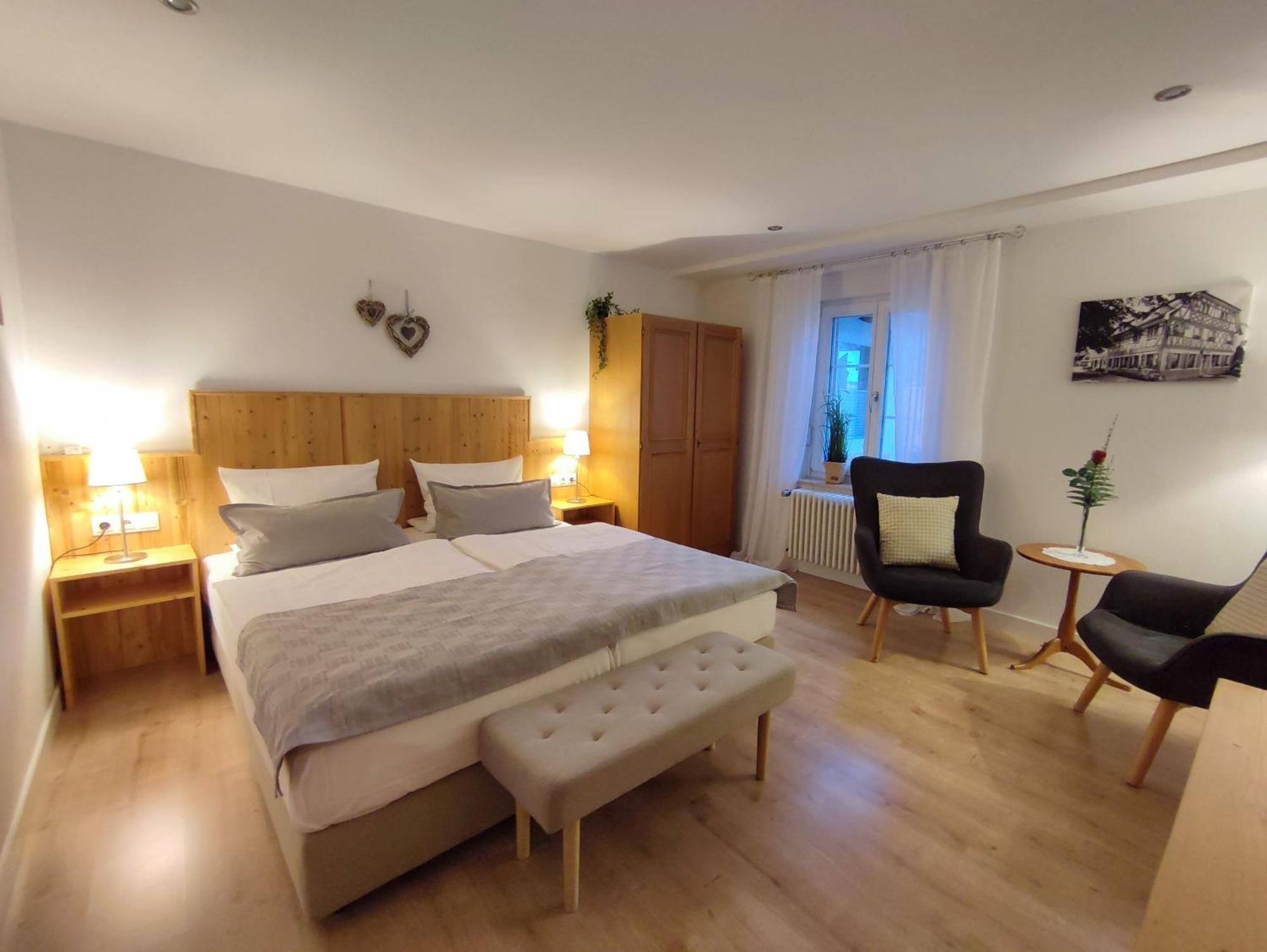 Boutique-Hotel Krone 덴즐린겐 외부 사진